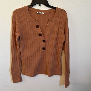 We The Free long sleeve top. Sz Med. rust brown color  with brown buttons. EUC